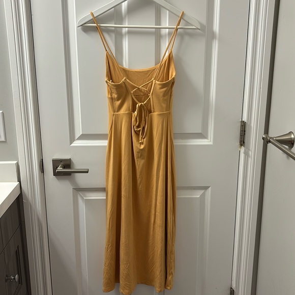 Wilfred New Dreamweaver Dress | Soft Apricot Peach - Picture 3 of 7